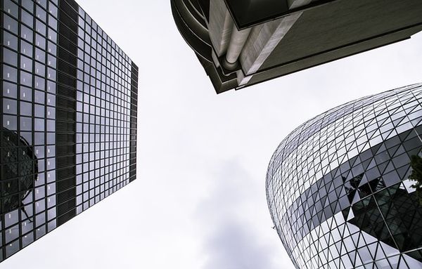 Za kulisami sektora deweloperskiego: jak powstają nowoczesne osiedla mieszkaniowe